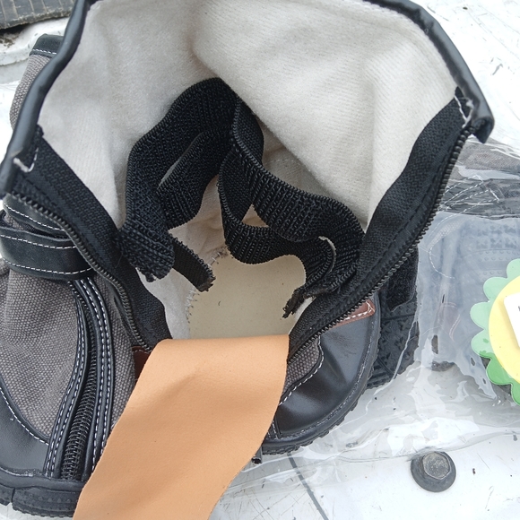 Doggie boots! For large dogs new - Picture 7 of 7